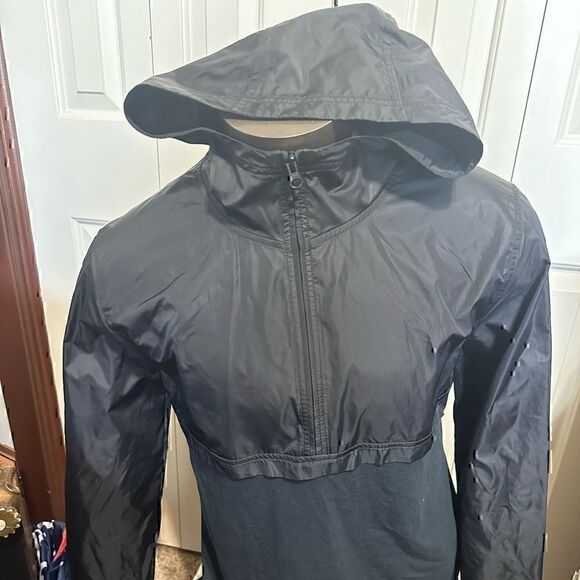 Under Armour Fitted Half ZIP Mens Large Windbreaker - Picture 1 of 5